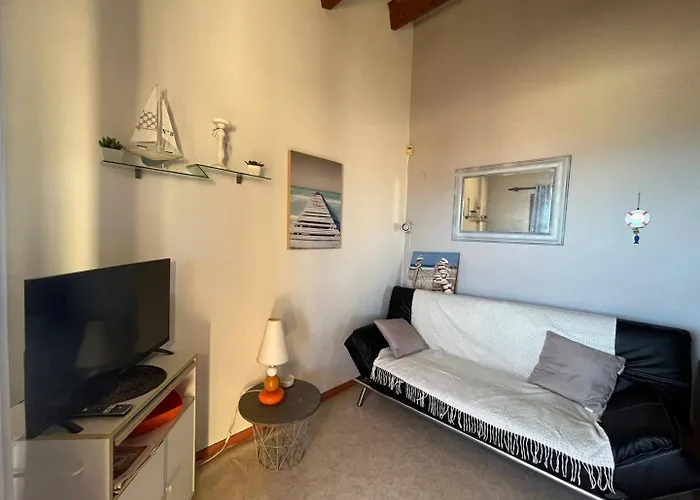 T2 Vue - Pierre La 4med97 * Saint-Pierre-la-Mer (Aude)